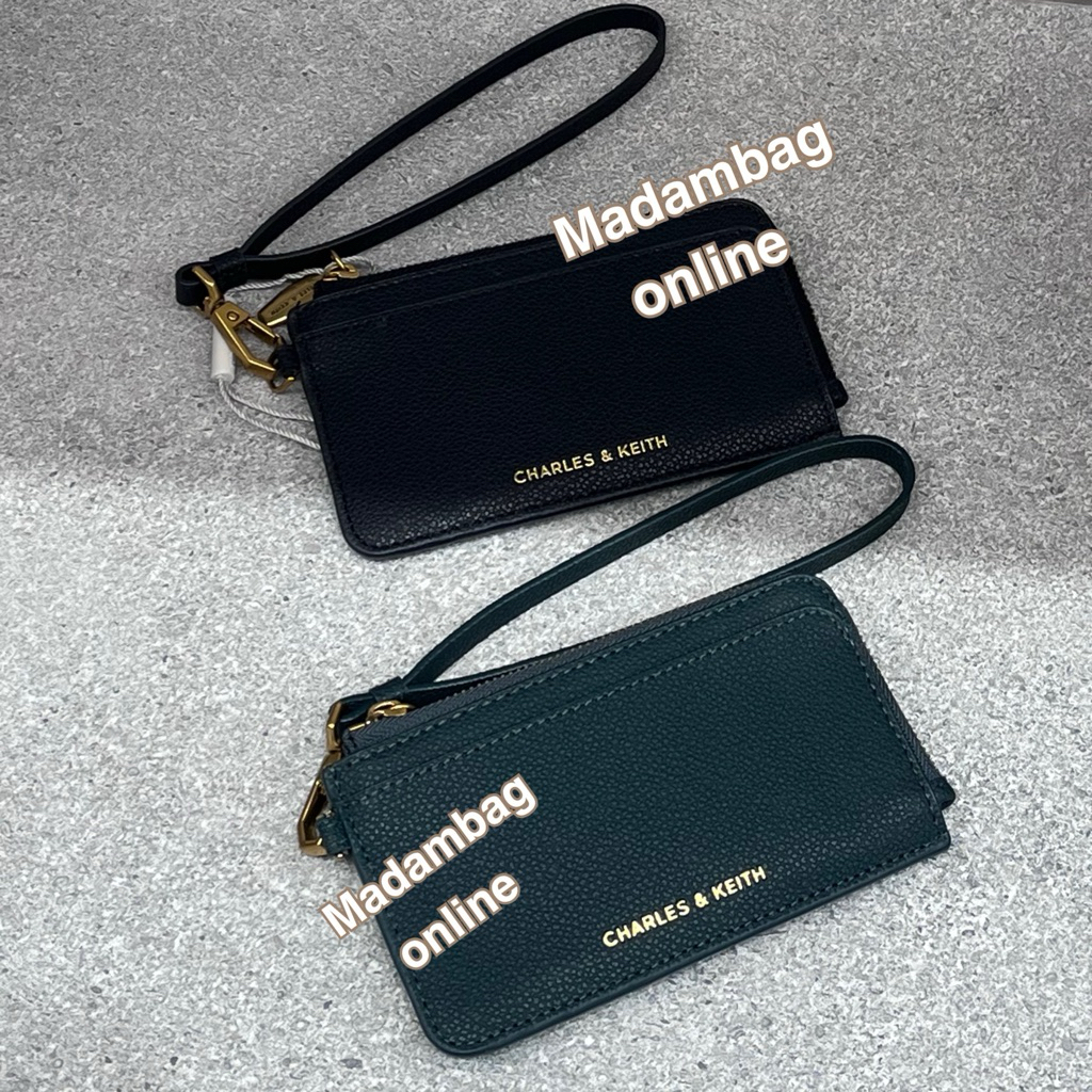 𝗖𝗛𝗔𝗥𝗟𝗘𝗦 & 𝗞𝗘𝗜𝗧𝗛 กระเป๋าใส่บัตร มีสายคล้องมือ รุ่น Wristlet Card Holder