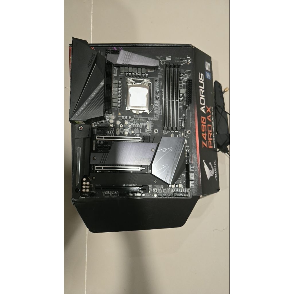 LGA1200 Aorus Z490 Pro ax (มีตำหนิ)
