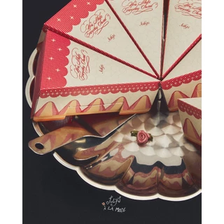 Julys - a piece of cake gift box บริการห่อของขวัญ