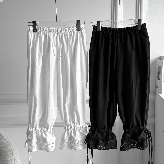 Jinny lace pants กางเกงเอวสม็อคทรงจินนี่ แต่งลูกไม้ปลายขา เชือกรูดปรับได้ (Size M/L) ผ้าเบาบางใส่สบายไม่คัน AOMMKO.S
