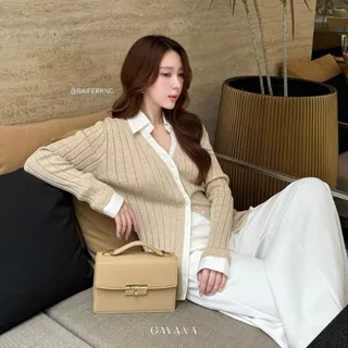 GAVANA✈️ KNIT SHIRT CARDIGAN เสื้อไหมพรมคอปกแขนยาวฉลุลาย เสื้อเดียวจบทุกลุค เรียบหรู แมตช์ง่าย#T26003