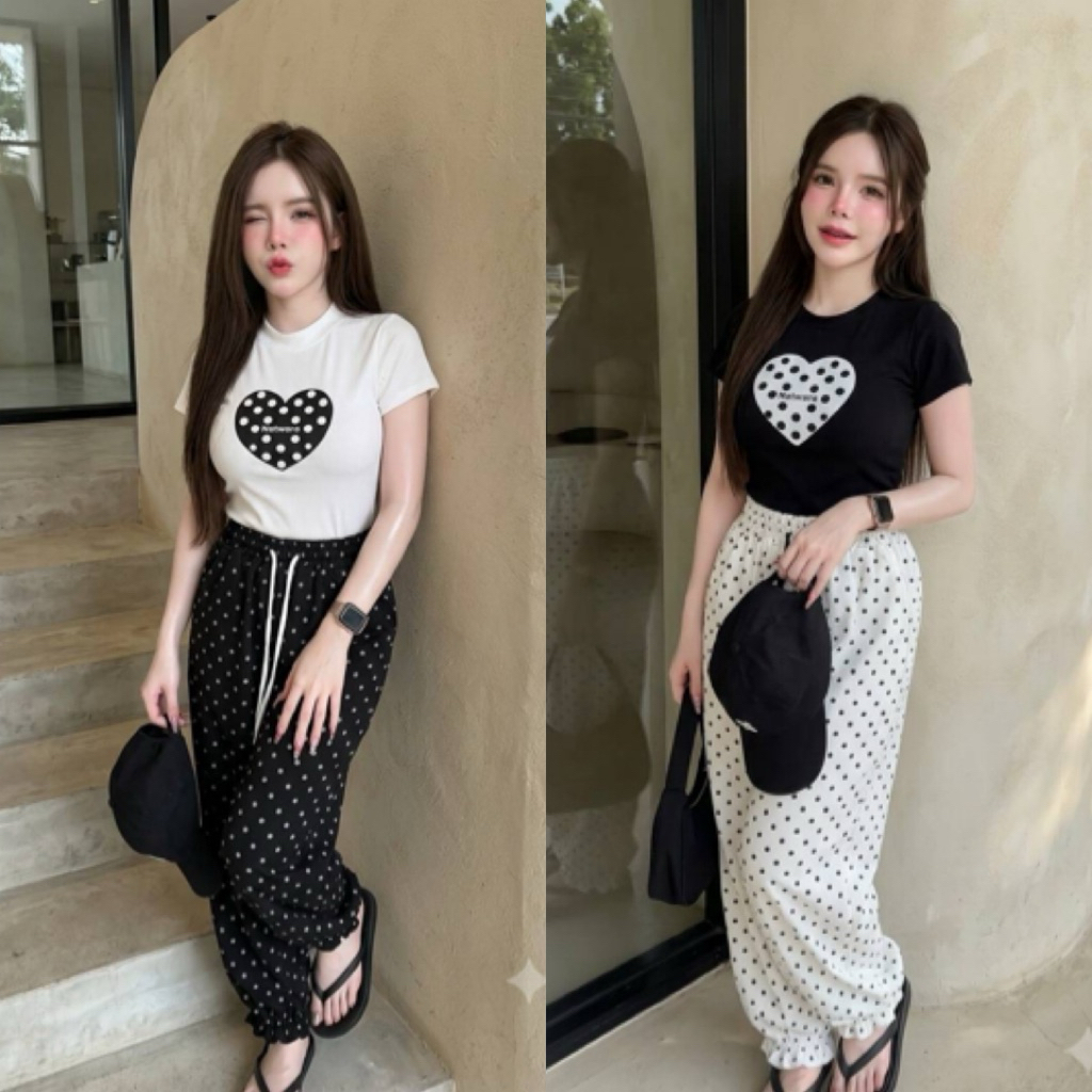 ชุดเซตเสื้อครอปหัวใจลายจุดกางเกงทรงจินนี่
