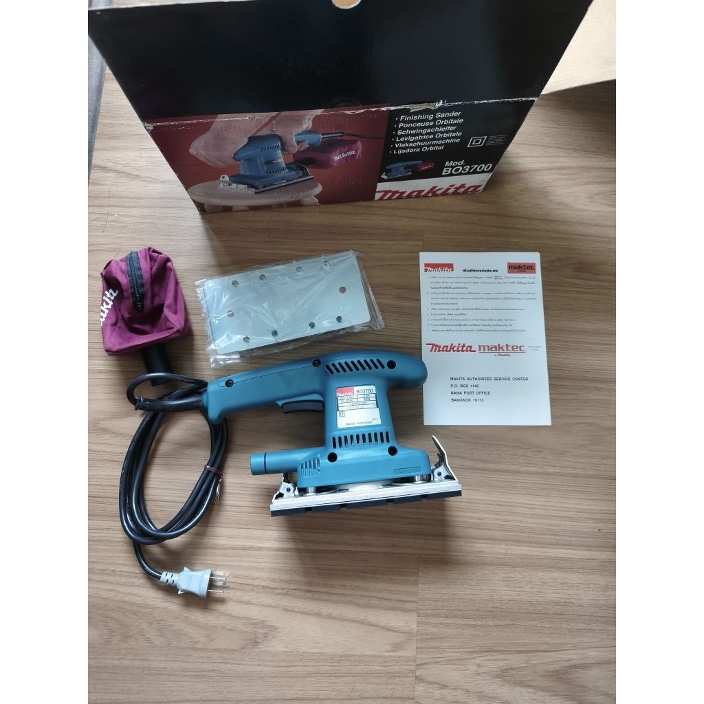 Makita BO3700 เครื่องขัดกระดาษทรายแบบจานหมุน