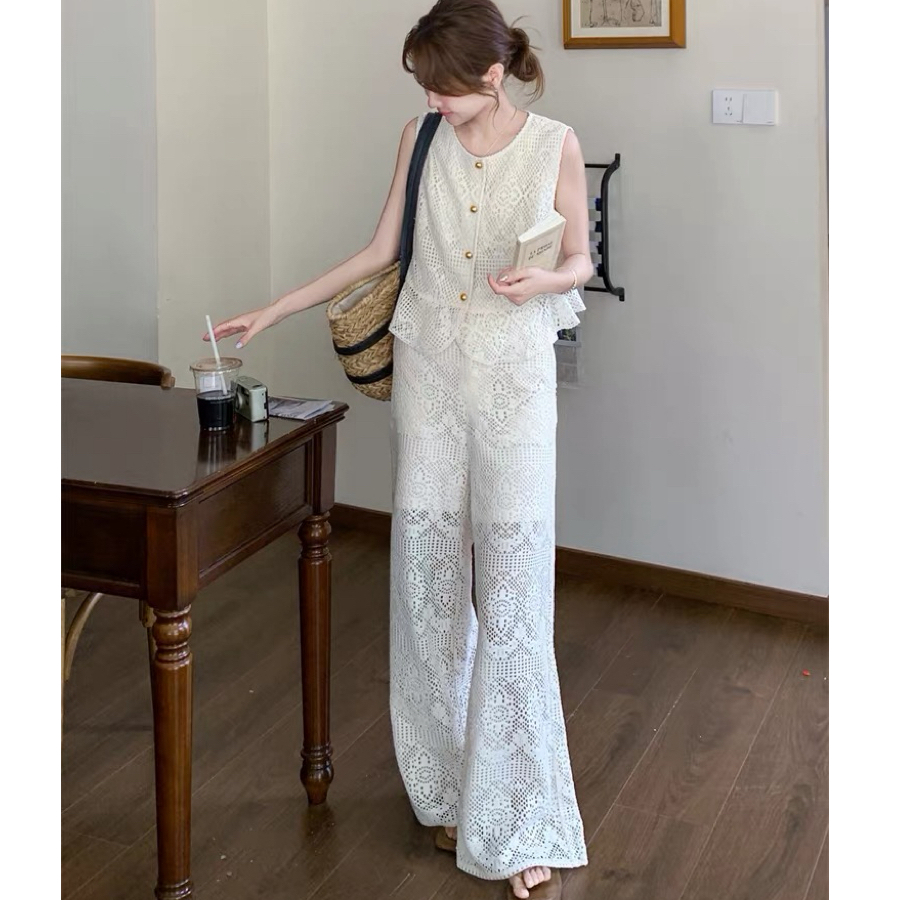 Swan shop ชุดเซ็ตลูกไม้เกาหลี ผู้หญิง ใส่ออกงาน เที่ยวทะเล ถ่ายรูปสวย