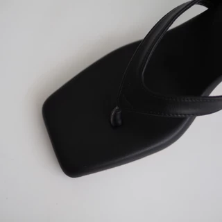 PICHA SHOES ส้นสูง 3 นิ้วที่ไม่อยากถอด 🤍 พื้นนุ่มพิเศษ เดินสบาย ใส่ได้ตั้งแต่เช้าจนเย็น แมตช์ง่ายทั้งสีดำและสีครีม