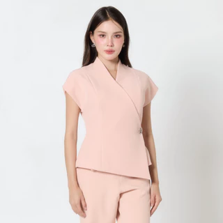 Friday Attire เสิ้อทบป้ายคอปีนเข้ารูปแต่งจี้ (Rosalin Top) (FT-092)