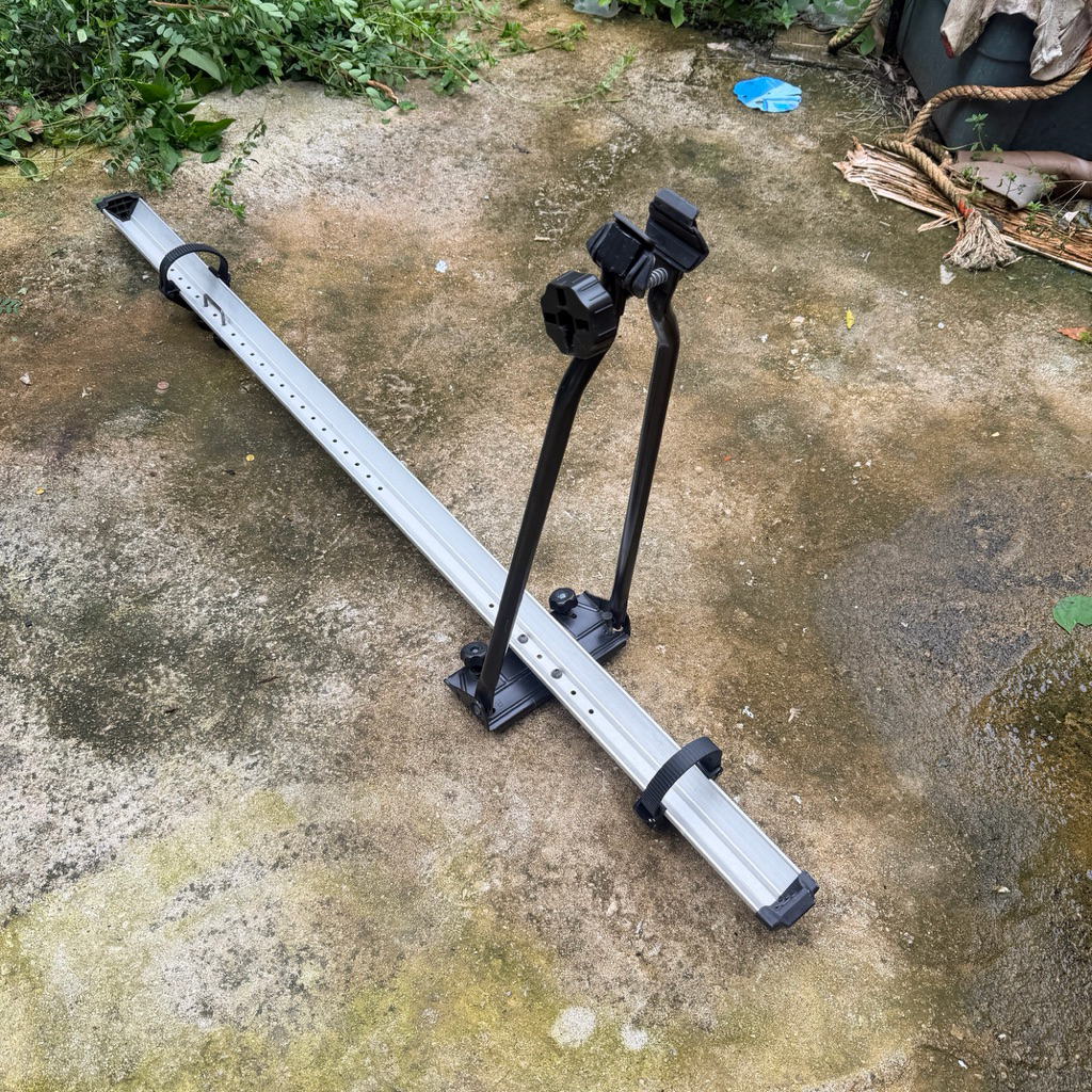 แร๊คจักรยานติดรถ Carmate Inno Cycle Attachment ST IN385 Black x Silver, Maximum Load 37.7 lbs (17 kg