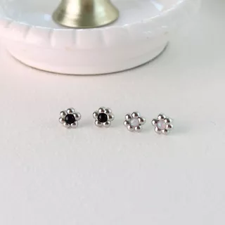 earika.earrings - blossom day collection รวมต่างหูดอกไม้บลอซซั่มก้านเงินแท้ชุบทองคำขาว ผิวแพ้ง่ายใส่ได้