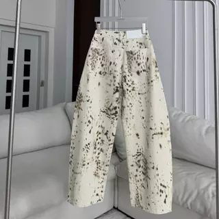 PTJ30372 Elara Sparkle Leopard Jeans PROMTHONG