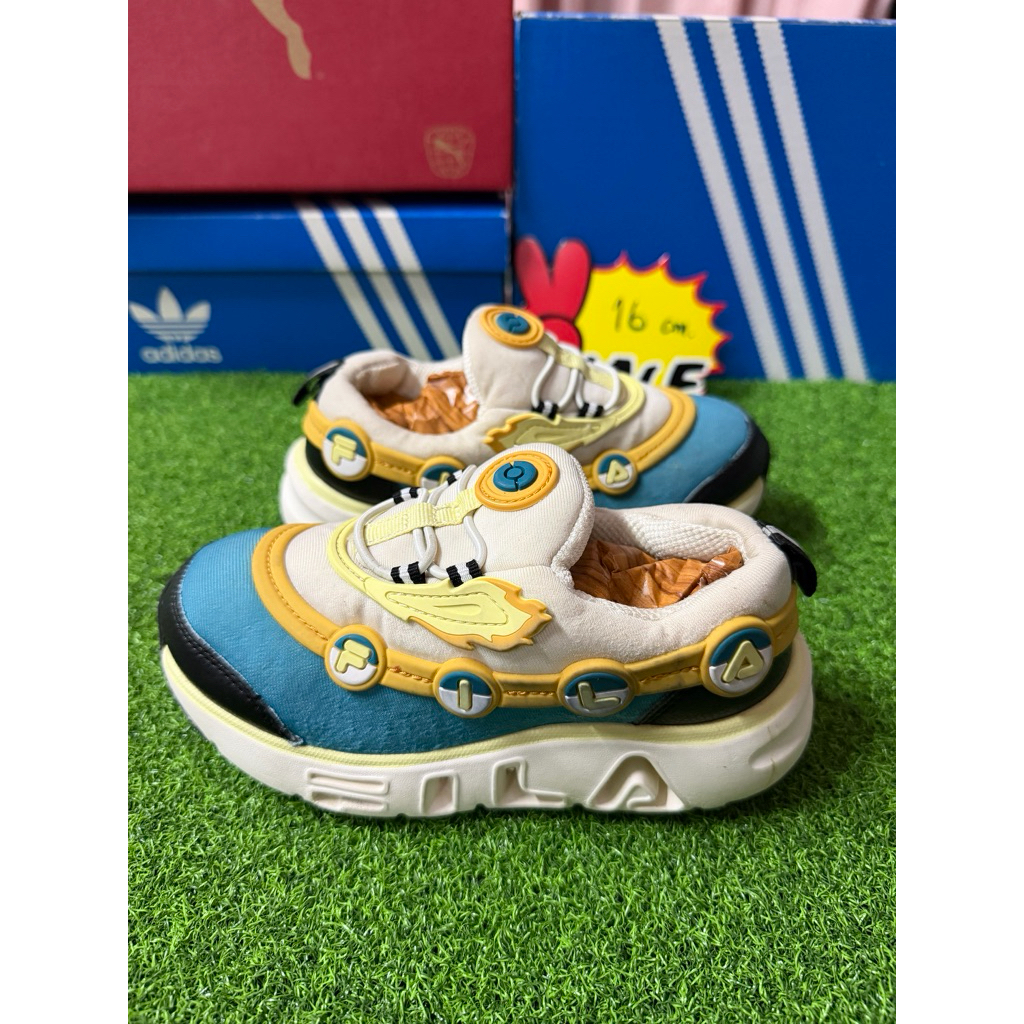 รองเท้า FILA สำหรับเด็ก