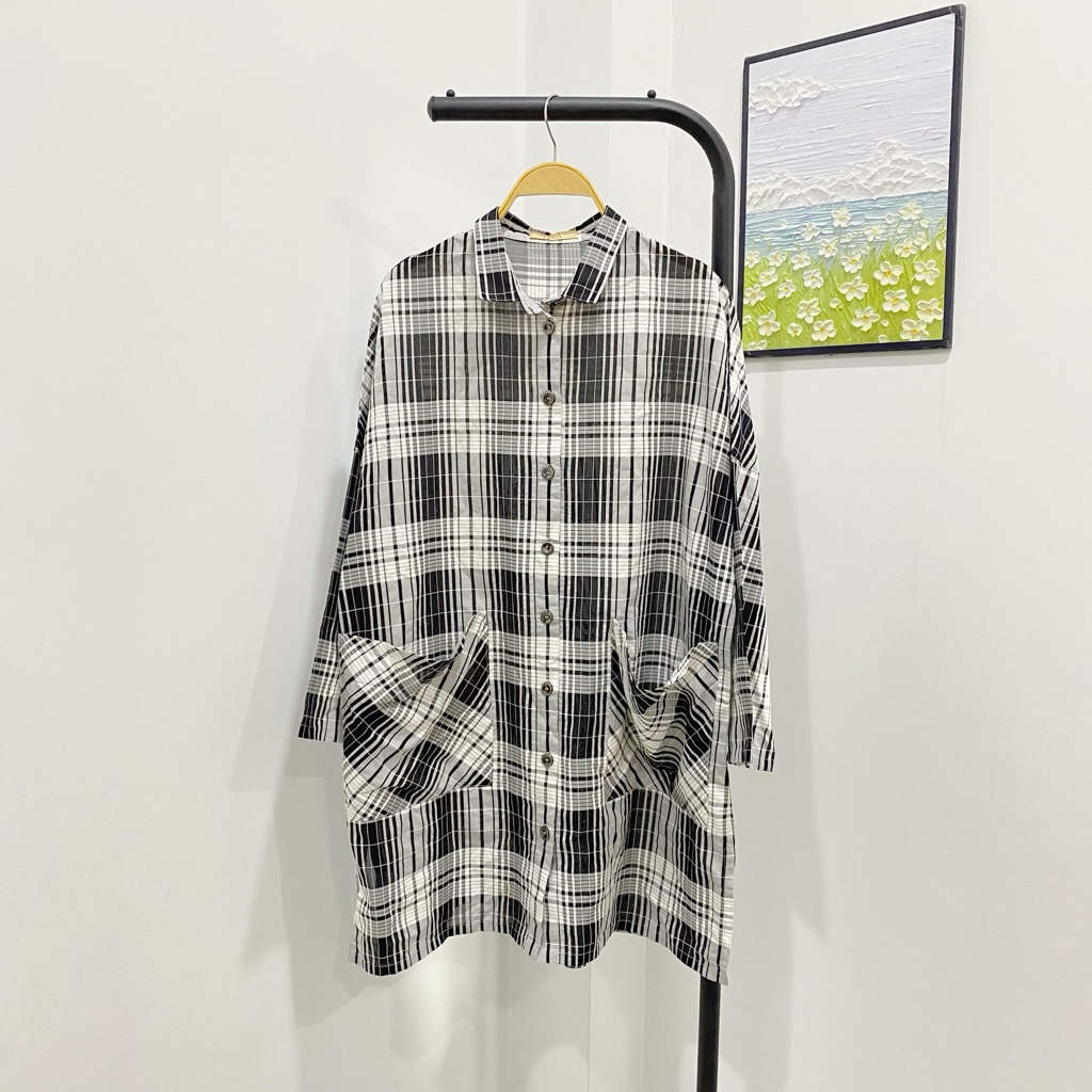 Liya เสื้อเชิ้ตยาวผู้หญิง size 2