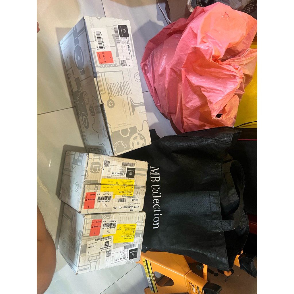 mescedas-benz ชุดยางแท่นเครื่อง+แท่นเกียร์เบิกห้างของแท้(benz)w253 สำหรับ glc43/c43