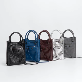 [ LoveGood ] Basha Phone Bag กระเป๋าใส่มือถือ หนังวัวแท้ Calfskin 5.5" กระเป๋าสะพายข้าง Crossbody ทรง Unisex