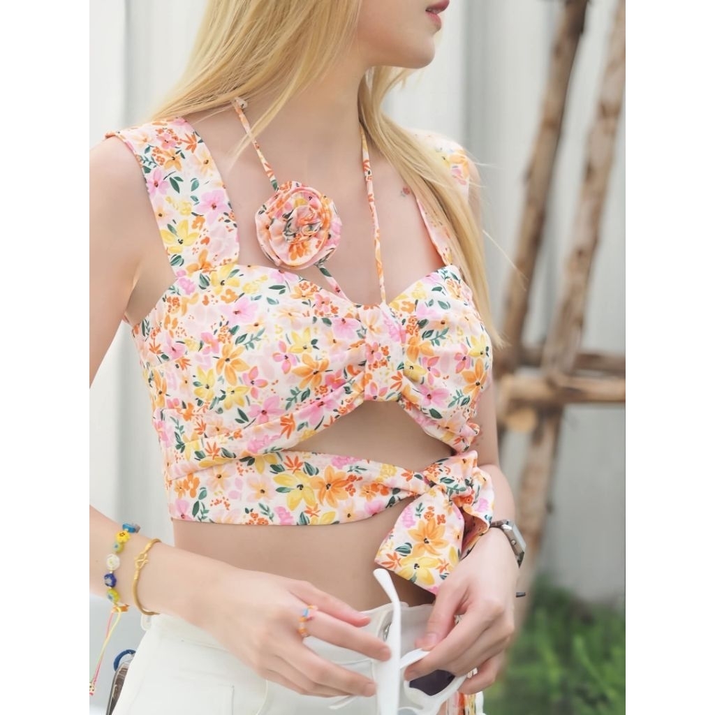 เสื้อรุ่นLenaสีสันสดใส