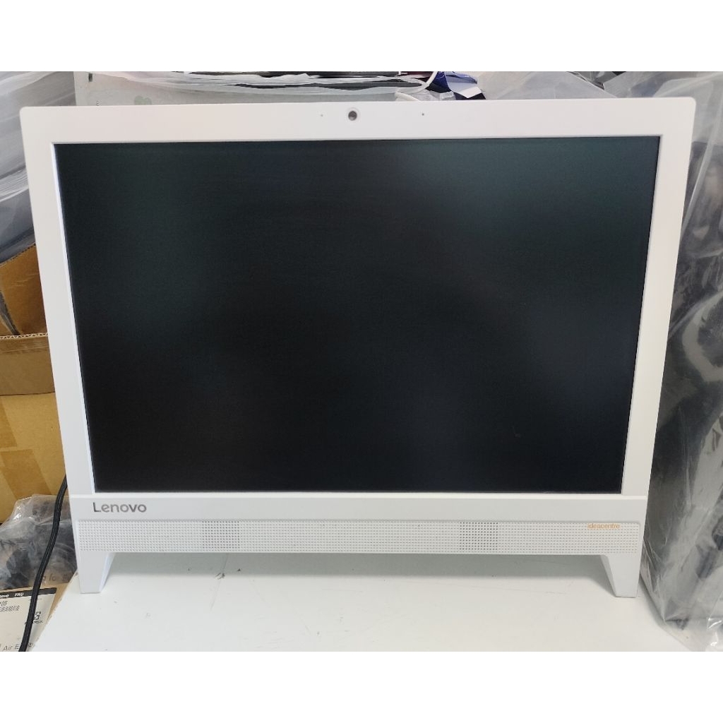 AIO Lenovo ideacentre Pentium J4205 RAM 8 GB SSD 128GB จอ 19.5" เม้าส์ คีย์บอร์ดพร้อมใช้งาน