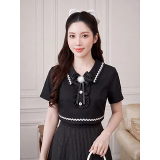 DW500 Maisei Dress ชุดเดรสสั้น ทรงเข้ารูป ท่อนบนเป็นกั๊กงานทรงคร๊อป ปกบัวแหลม พร้อมเข็มกลัดโบ