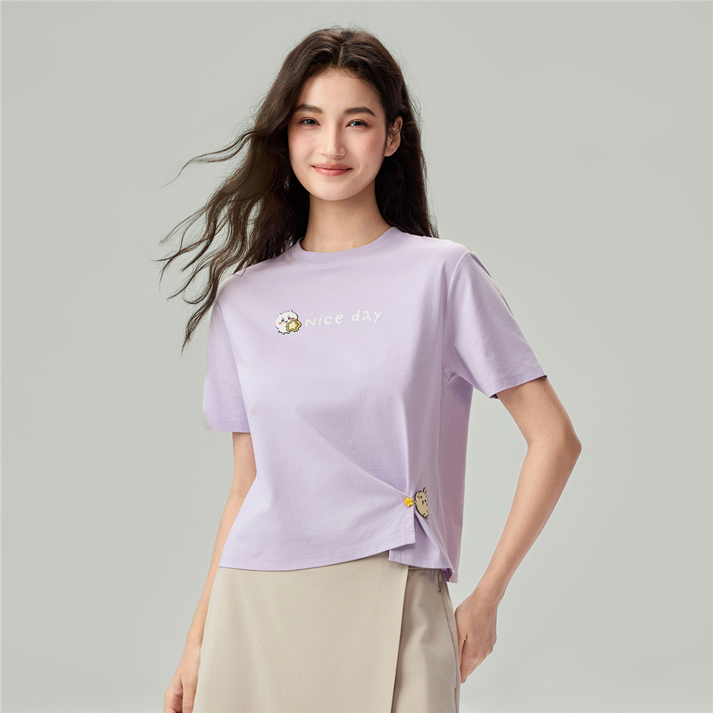 GIORDANO เสื้อยืดผู้หญิง Women's Sorona Printed Tee (CHIIKAWA) 05396408