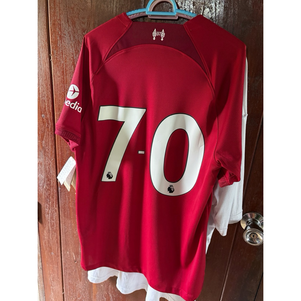 เสื้อ Liverpool Nike เกรดแฟนบอล ที่ระลึกนัดแดงเดือด 7-0.  (Official store สกรีนขาย) ไซส์ M. อกวัดจริ