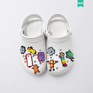 ของแท้แท้เดิม，ตัว ติด รองเท้า หัว โต，ลายน้องชินจัง สำหรับรองเท้า จิ๊บบิท crocs รูปการ์ตูนน่ารักๆ ตัวติดรองเท้า DIY
