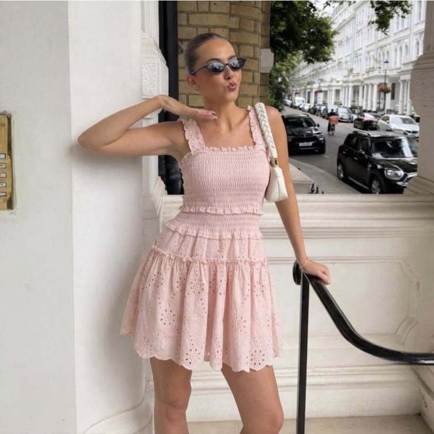 88OUTLET📍CELEBRITY * PINK Women's and Women's Plus Smocked Ruffle Mini Dress สีฟ้า