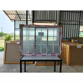 หน้าต่างบานเลื่อน 3 ช่อง 109x150cm.[ลายโมเดิร์น][ถูกสวยดีมีคุณภาพ][ล็อกซ้าย-ขวา][วงกบขอบใหญ่][สินค้าคุณภาพราคาถูก]