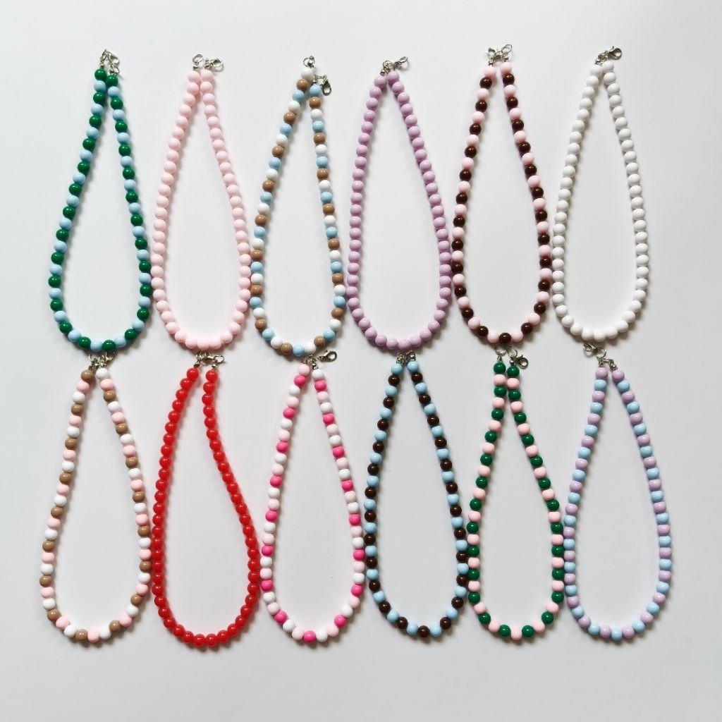 (พรี 1 วัน)✨ สร้อยคอลูกปัดอะคริลิค 8 มม. แฮนด์เมด สไตล์เกาหลี | Acrylic Beaded Necklace | มีหลายสี