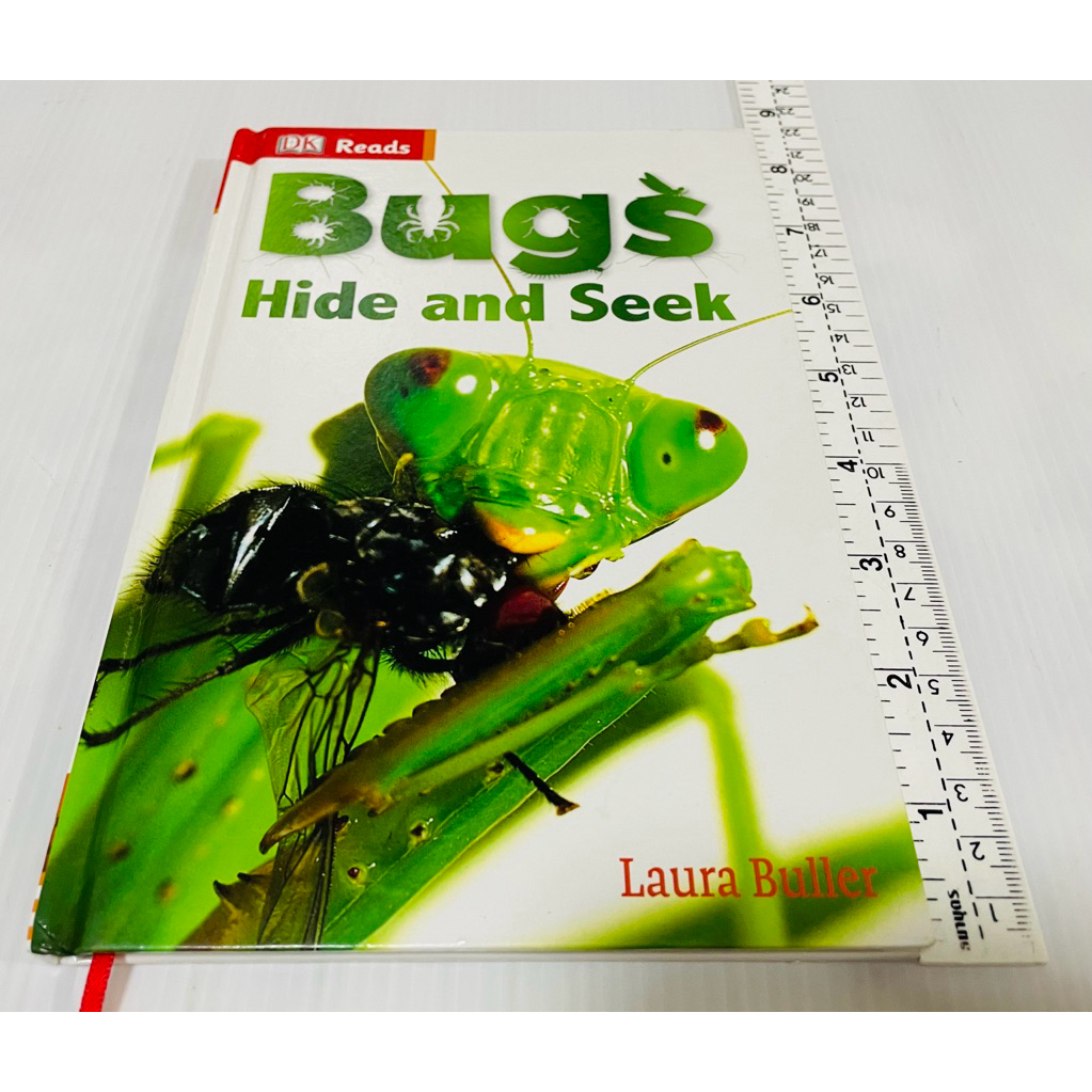มือสอง ปกแข็ง หนังสือเกี่ยวกับการเรียนรู้โลกของแมลงและการพรางตัว DK Reads: Bugs Hide and Seek 98 บาท