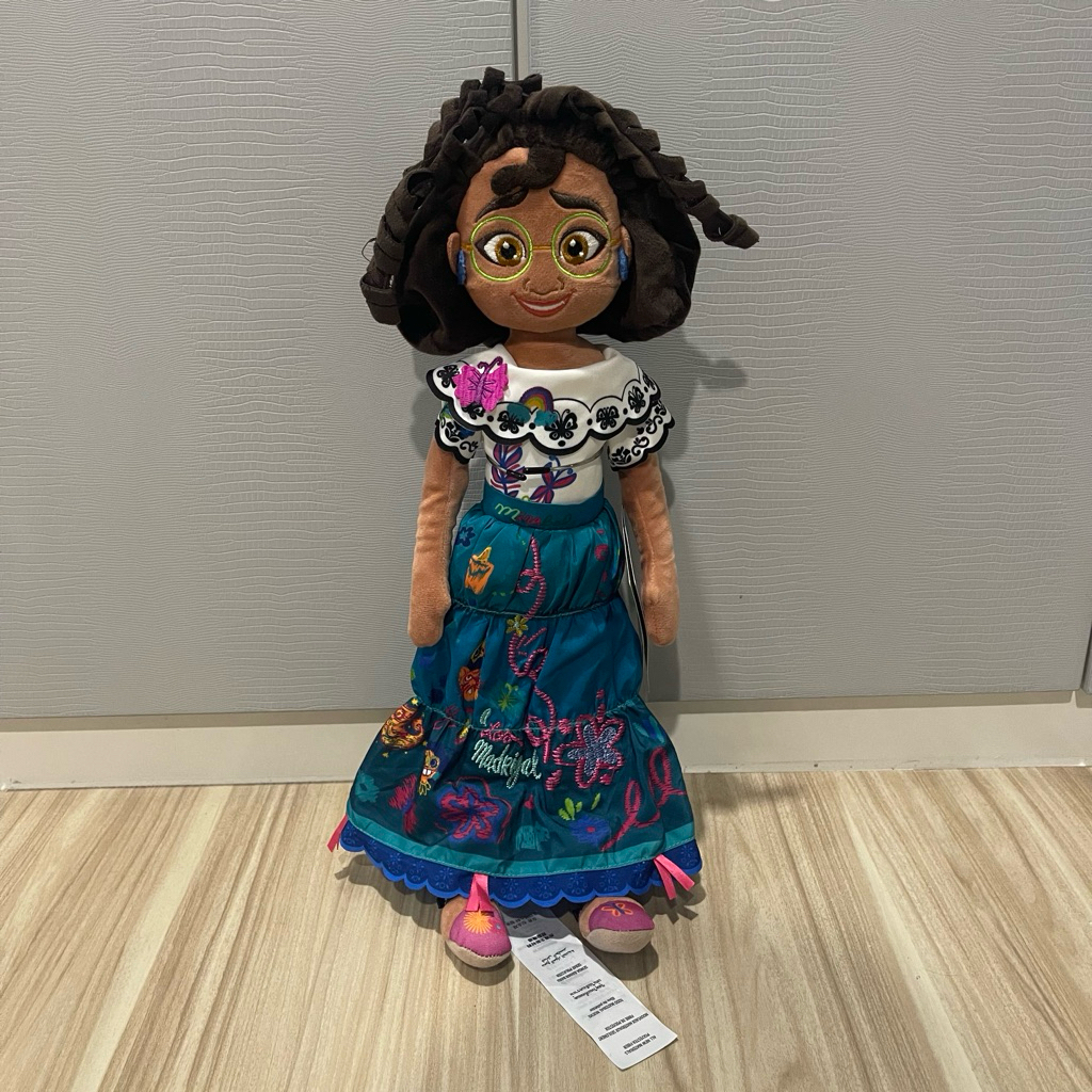 [พร้อมส่ง] ตุ๊กตา Disney Store Encanto Mirabel 18นิ้ว มือสอง สภาพดี ป้ายห้อย