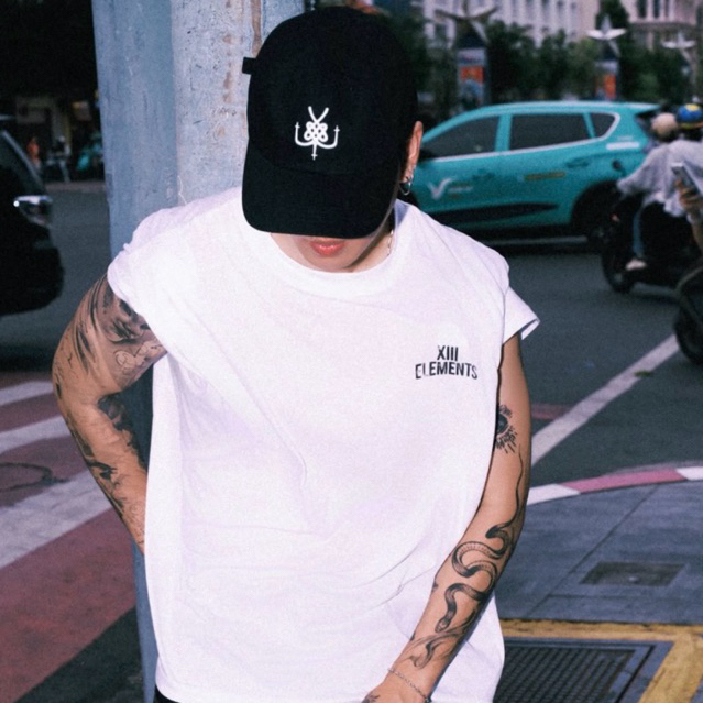 Pre-order (14-20days) แบรนด์เวียดนาม 🇻🇳 XIII | Symbol Embroidery Cap – Black
