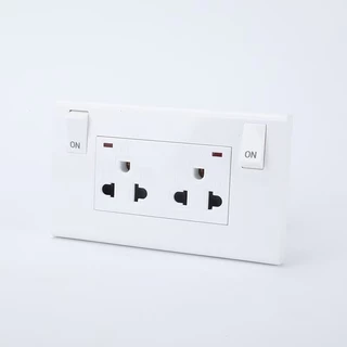 6 Hole Switched Outlet เต้ารับปลั๊กไฟ 13A ปลั๊กไฟแบบฝังใน 6 ช่อง เต้ารับ อเนกประสงค์พร้อมสวิตช์ไฟ