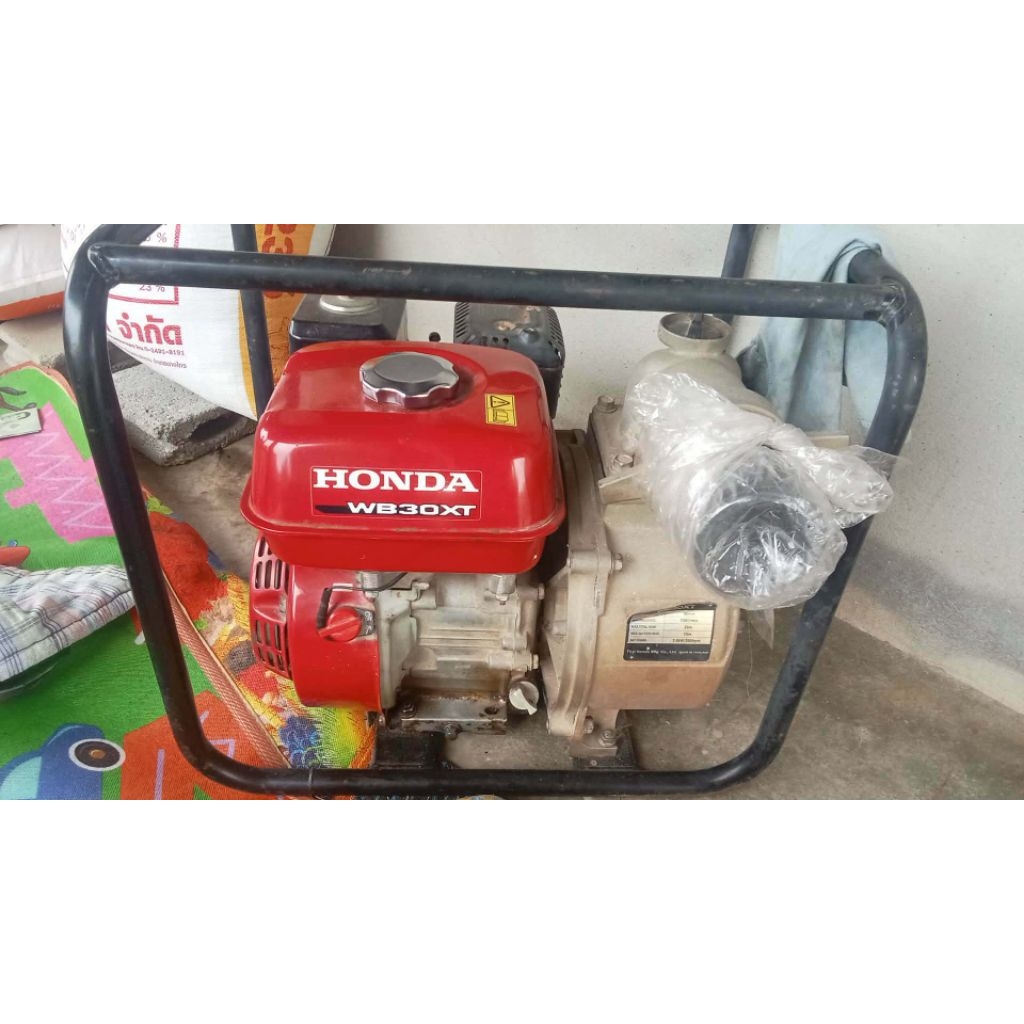 เครื่องสูบน้ำ   Honda. wb30xt