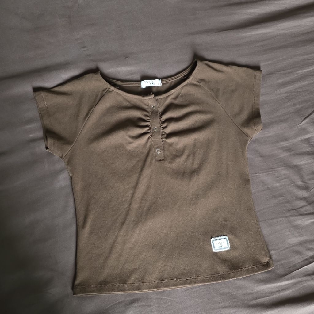 ส่งต่อเสื้อยืดRichy girl ผ้าดี ทรงสวย ใส่ครั้งเดียว สภาพใหม่ sizeM อกไม่เกิน36"