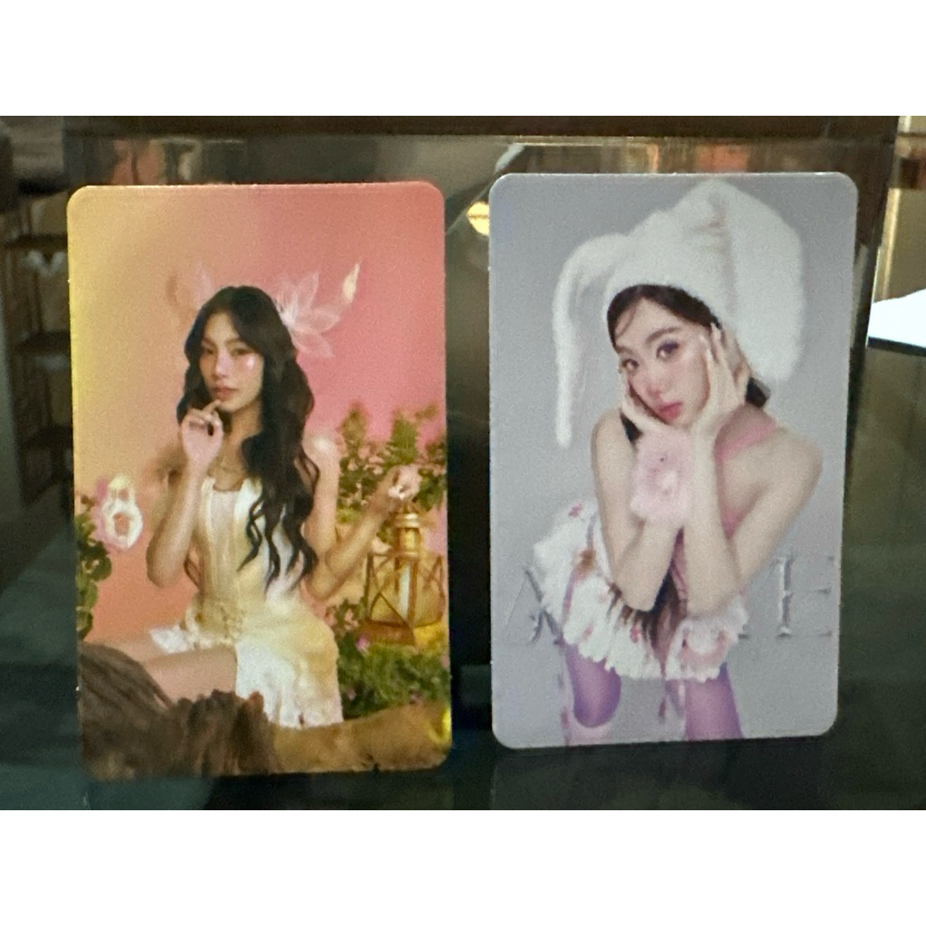 พร้อมส่ง! การ์ดแท้ Sunsu x 4EVE