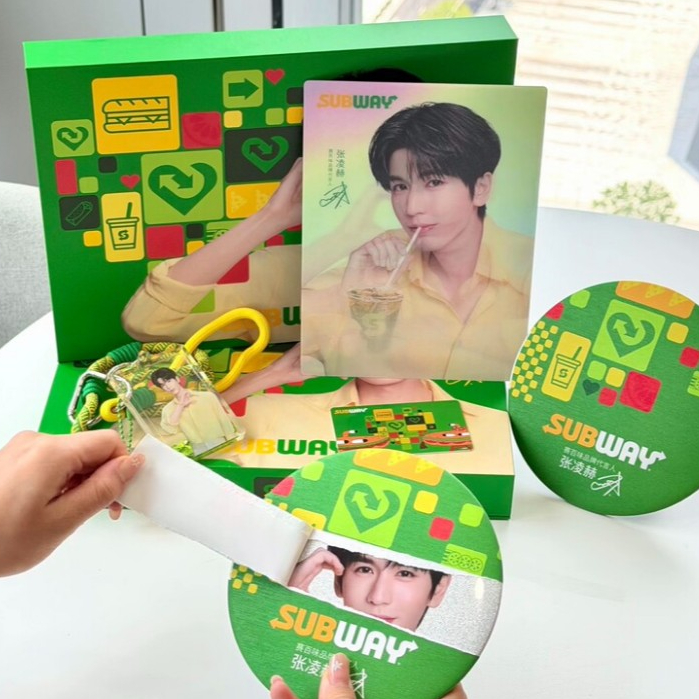การ์ดและของชุดขวัญร่วมกับแบรนด์ซับเวย์ จางหลิงเฮ่อ ZhangLinghe x Subway