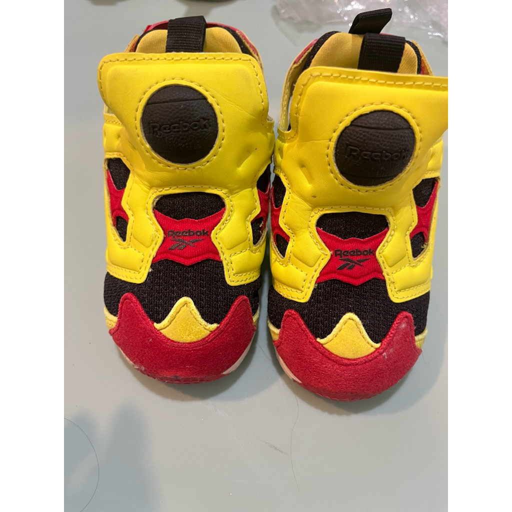รองเท้าเด็ก Reebok รองเท้าเด็ก Reebok Instapump Fury สีเหลือง