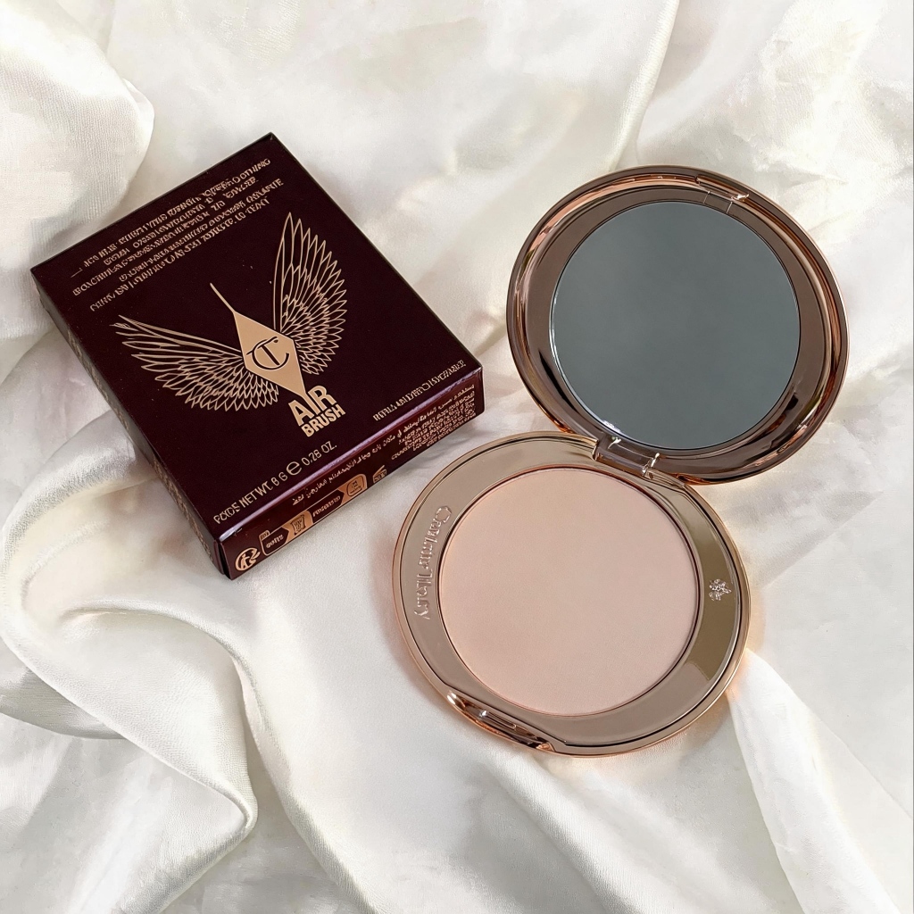 ใหม่เอี่ยม ของเดิม พร้อมส่งCharlotte Tilbury Airbrush Flawless Finish แป้งปัดเป่า เบลอรูขุมขน ผิวเนียนกริบ ของแท้