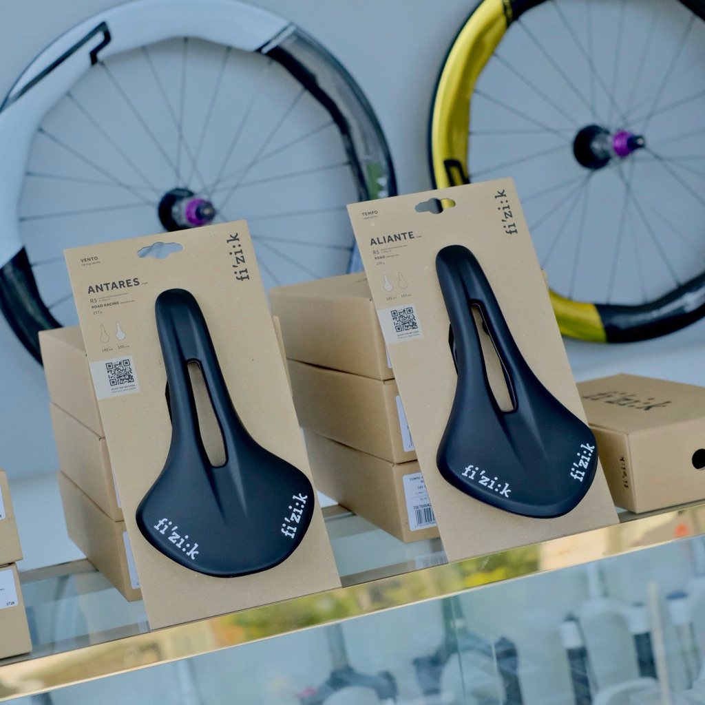 ใหม่ล่าสุด!! เบาะ/อาน Fizik Aliante Tempo, Aliante Vento, Arione Vento R1 R5 สายปั่นที่กำลังหาเบาะคู
