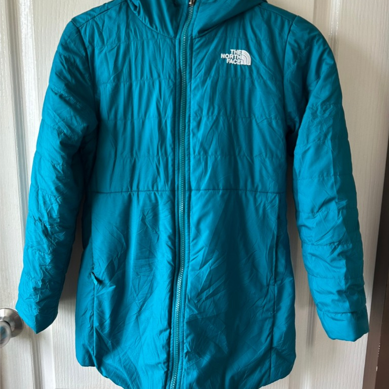 เสื้อกันหนาว the north face แท้!! มือสอง Light down ใส่ 2 ด้าน (เด็ก 10-12) อก 34 ยาว 25 ไม่มีตำหนิ