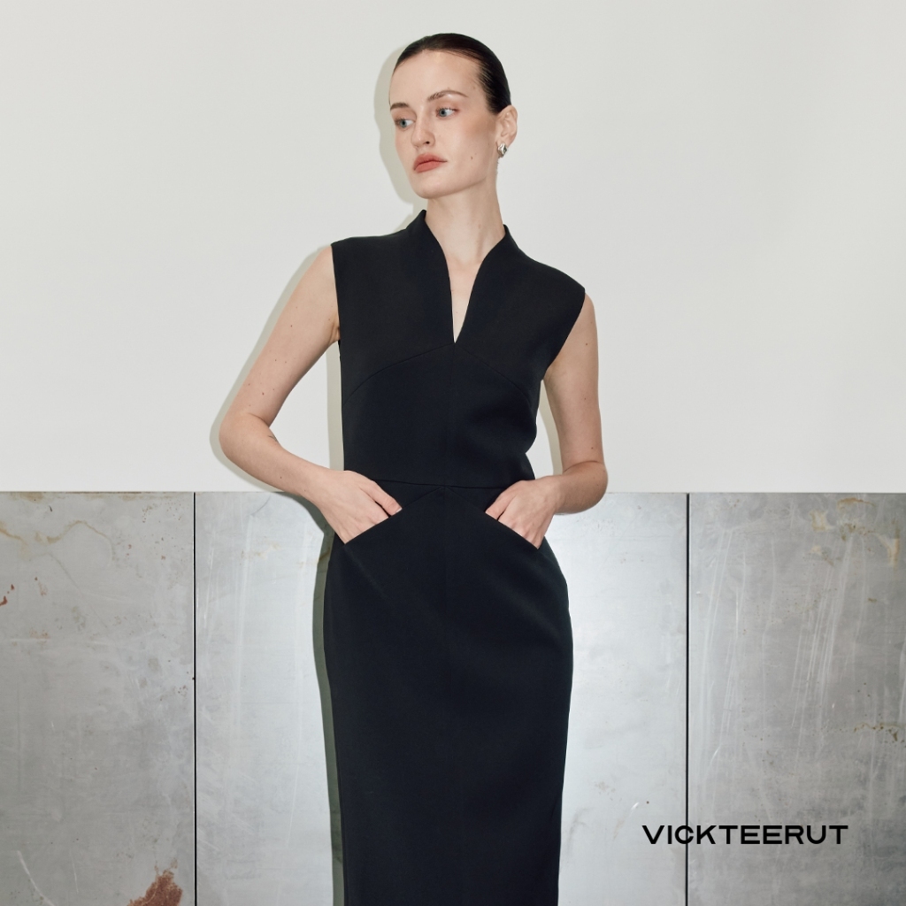 VICKTEERUT Re-Edition Sleeveless Sheath Dress เดรสแขนกุด เดรสเข้ารูป