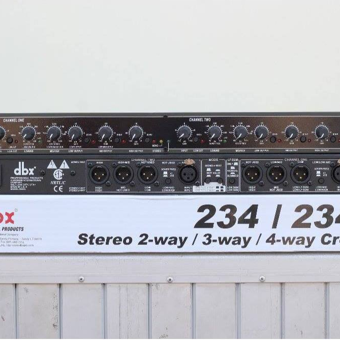 เครื่องขับแยกเสียง dbx 234 | 234XL แบบสเตอริโอ 2-ทาง 3-ทาง 4-ทาง