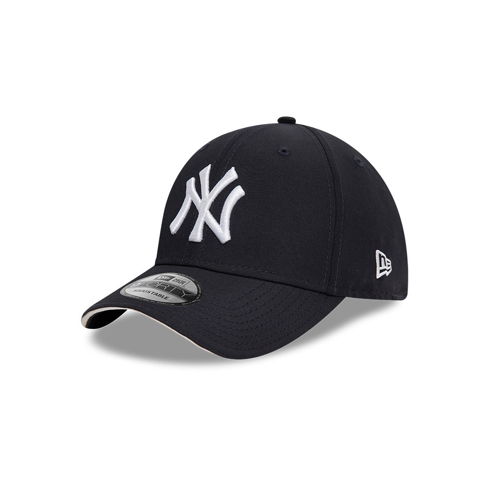 New Era قبعة 9Forty ‏New York Yankees مايكروفايبر خفيفة جداً — كحلي