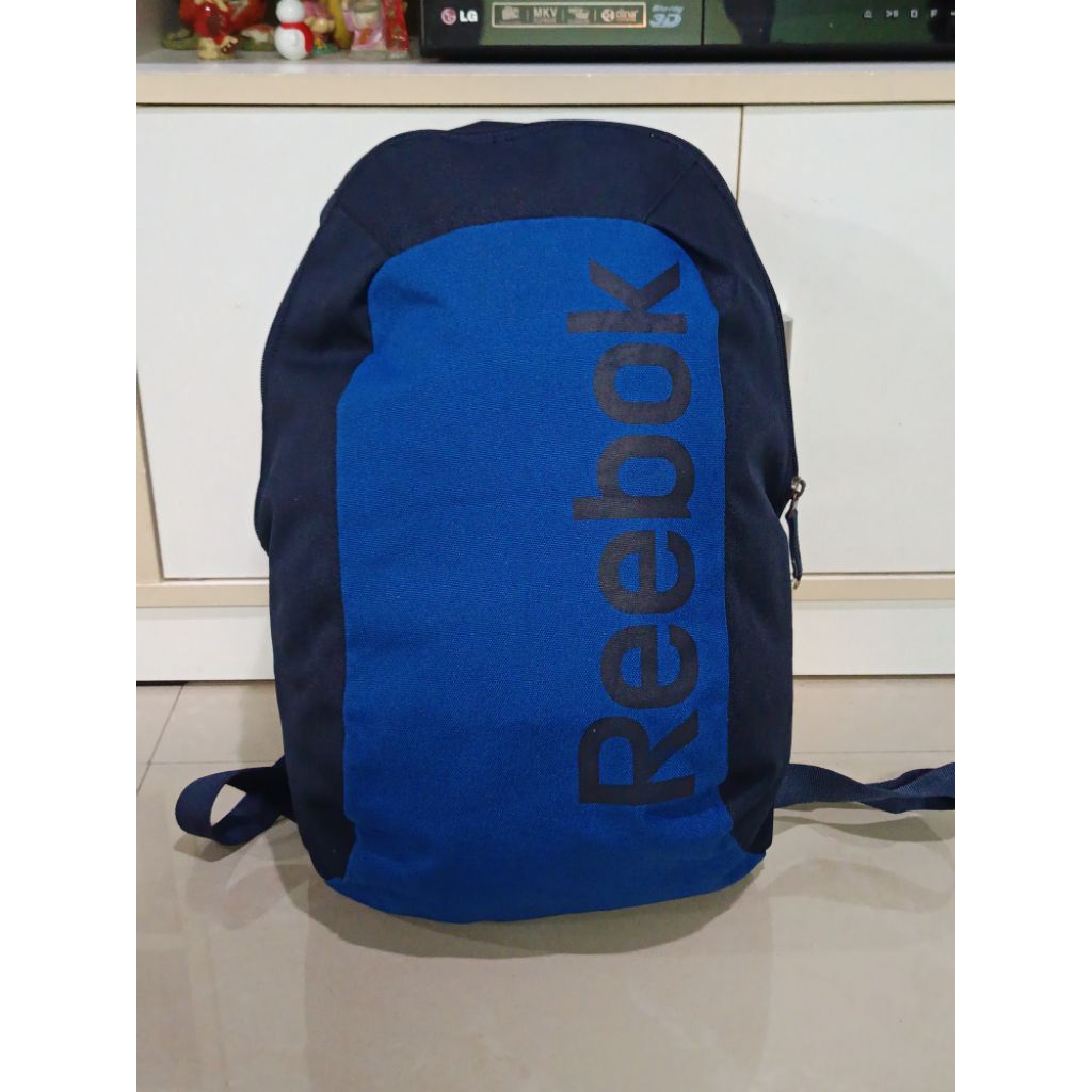 กระเป๋าเป้Reebokสภาพใหม่