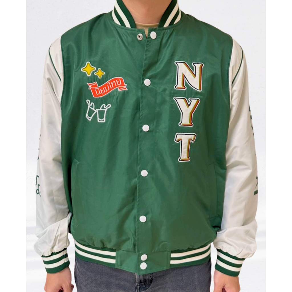 เสื้อแจ๊คเก็ตปักลาย NYT นิยมไทย