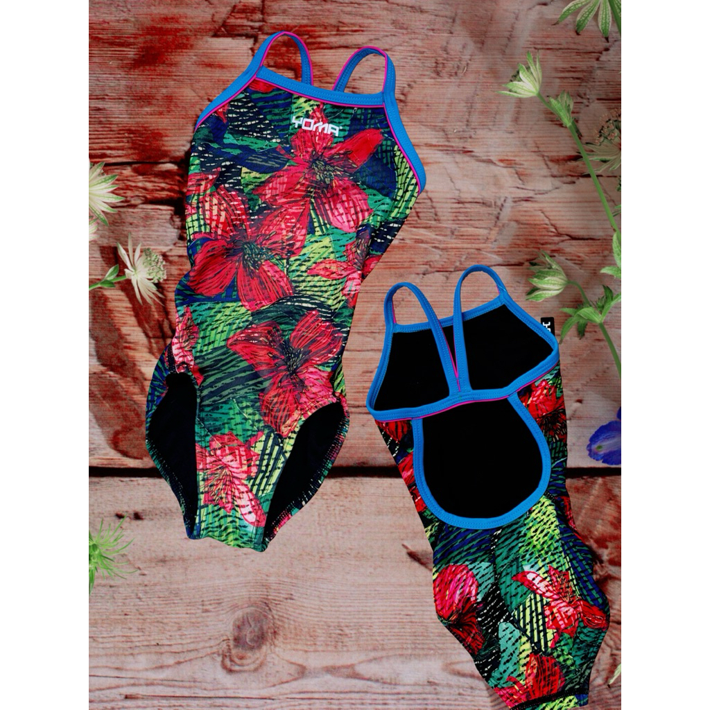 ชุดว่ายน้ำแบบขาเว้า กุ๊นสาย Yoma