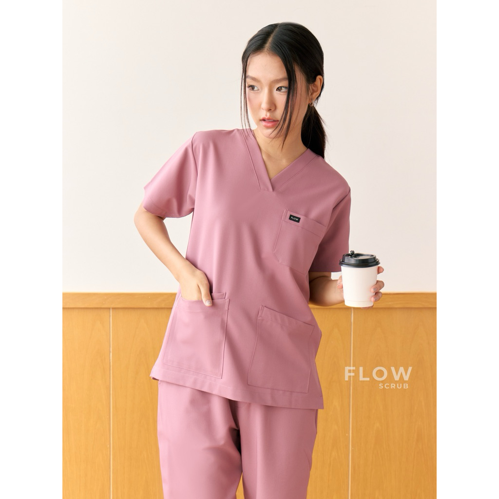 TOPS เฉพาะเสื้อ UNISEX FLOW SCRUB สี LILAC DUST