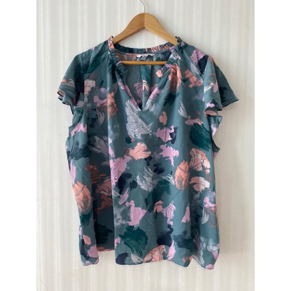 BB ผ้าโพลีเบา NINE WEST 2XL อกหน้าผ้า 58 นิ้ว ยาว 27 เสื้อสาวอวบ ลายดอก สีเทา