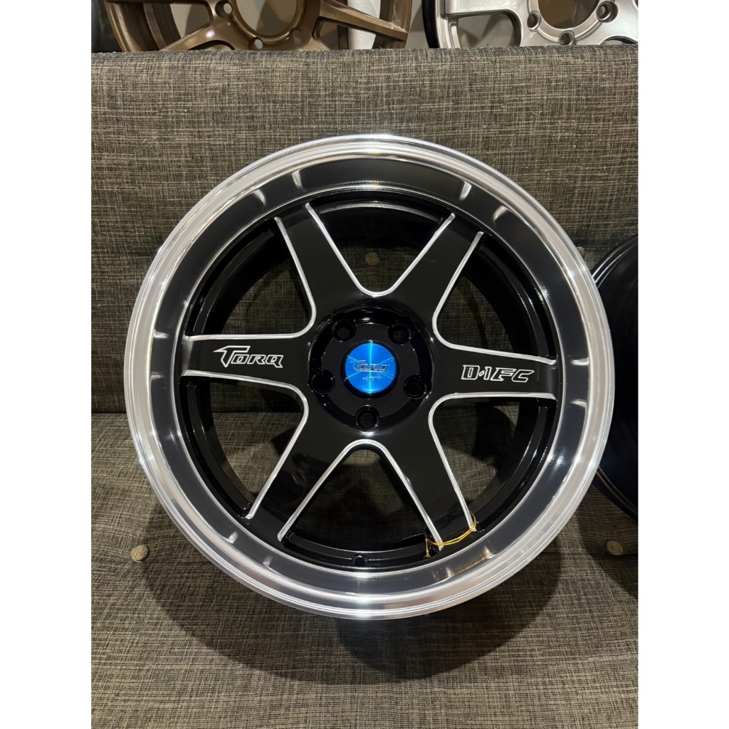 ล้อ TORQ รุ่น D1-C ขอบ 18 กว้าง 8.5 ออฟ+25 5รู114.3 แถมฟรีจุ๊บเหล็ก ราคาต่อวง - รูปที่ 2