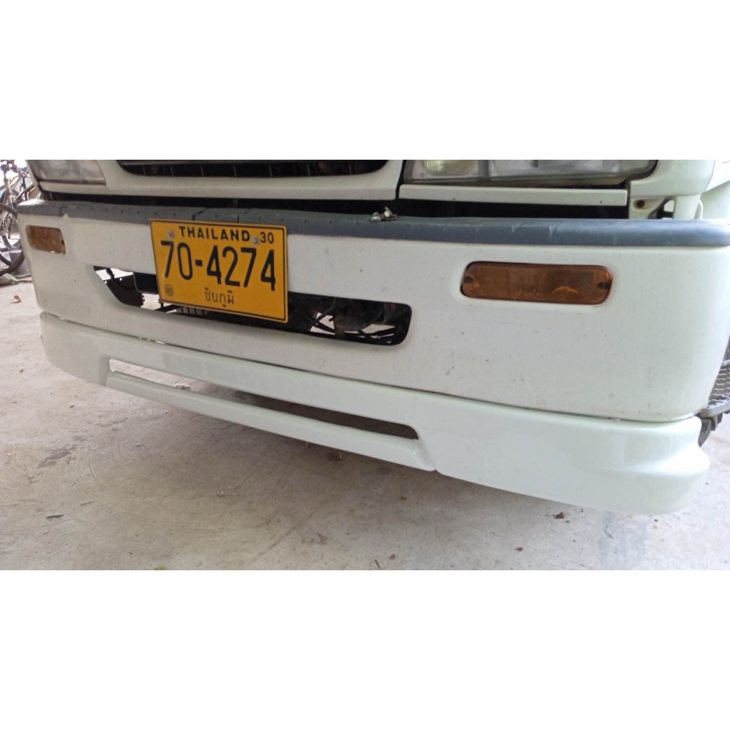 สปอยเลอร์DECA270 DECA320 พร้อมทำสี