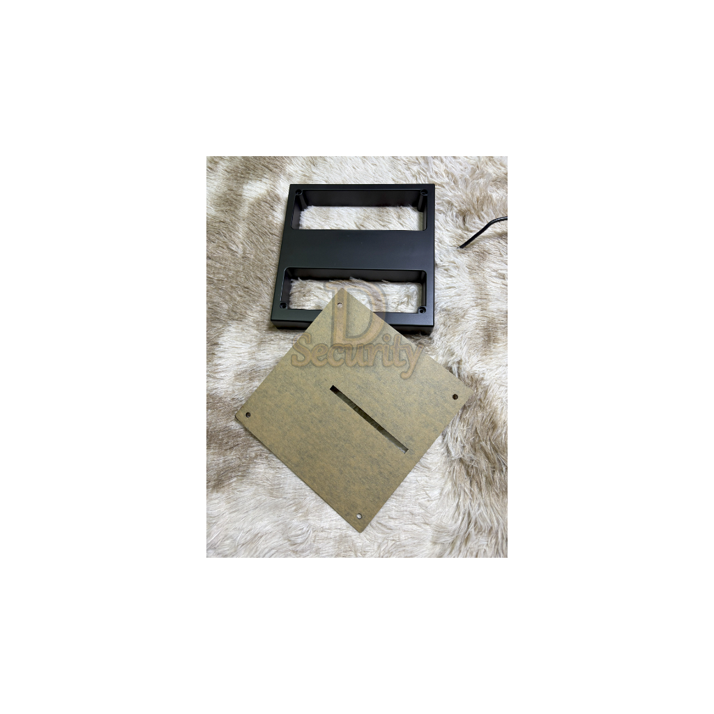 แผ่นอะคริลิคสีดำ สำหรับ ยึด Reader รุ่น CMXF100