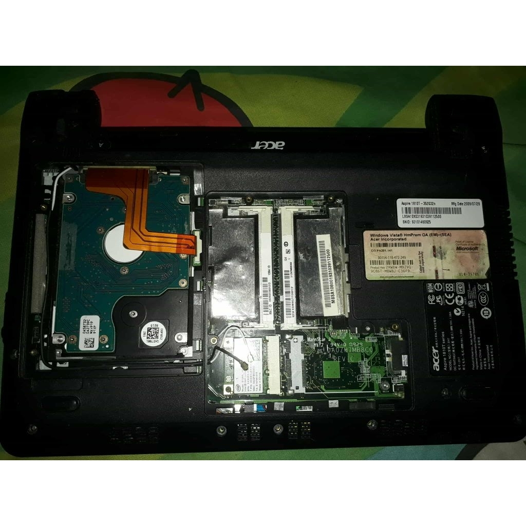 โน๊ตบุ๊ค Acer Aspire 1810T มือสองจอเสียไม่มีแบตไม่มีแรมอ่านรายละเอียดเพิ่มเติม